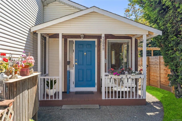2 of 14 - 1205 Colville Rd B, Esquimalt, BC