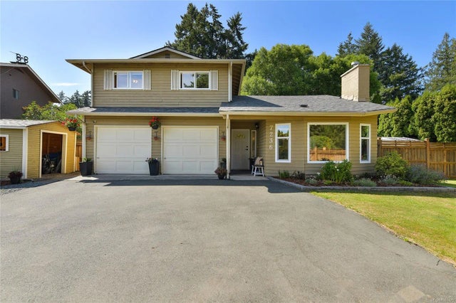 2 of 42 - 7236 Seamount Close, Central Saanich, BC