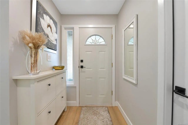 4 of 42 - 7236 Seamount Close, Central Saanich, BC