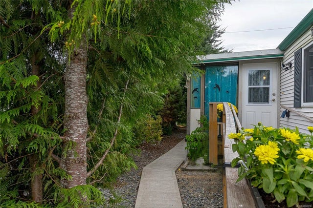 4 of 27 - 10980 Westdowne Rd 52, Ladysmith, BC