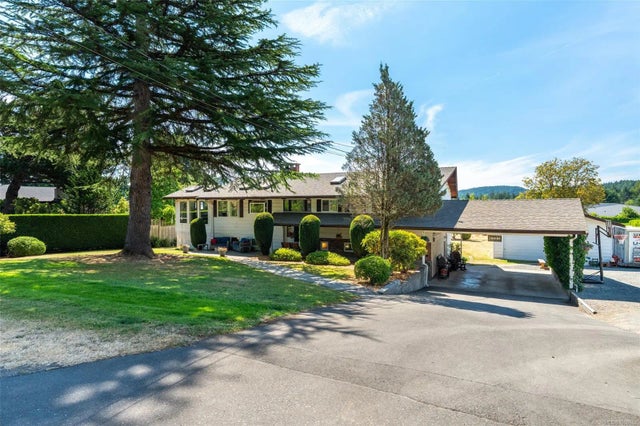 3 of 49 - 1923 Nicholas Rd, Central Saanich, BC