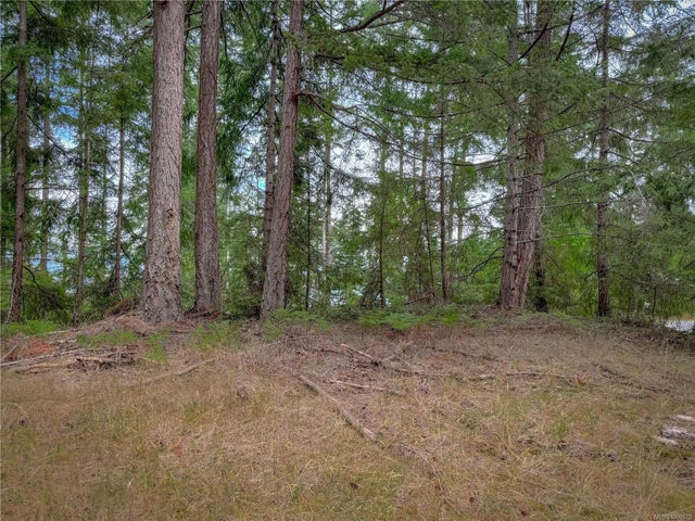 5 of 17 - 815 Buttercup Rd, Gabriola Island, BC