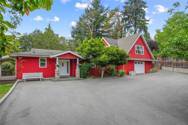 3 of 37 - 1024 Bramfield Pl, Central Saanich, BC