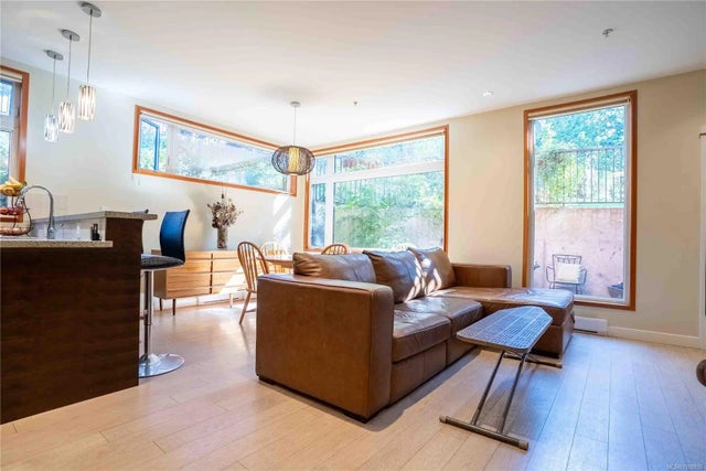 2 of 28 - 170 Nursery Hill Dr 107, View Royal, BC