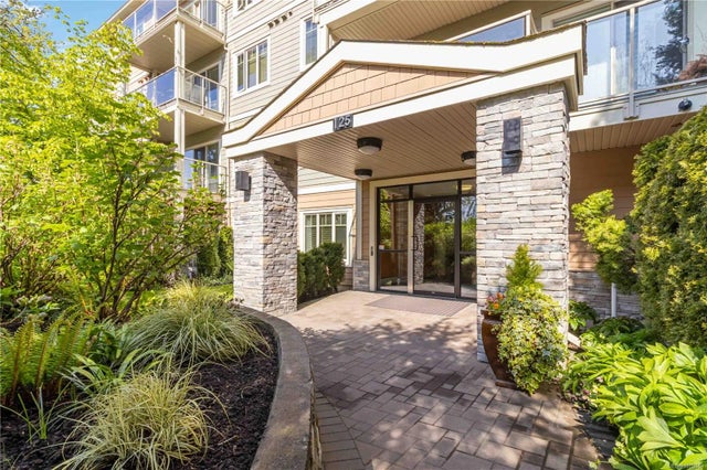 1 of 59 - 125 Aldersmith Pl 307, View Royal, BC