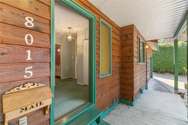 4 of 39 - 8015 Northwind Dr, Lantzville, BC