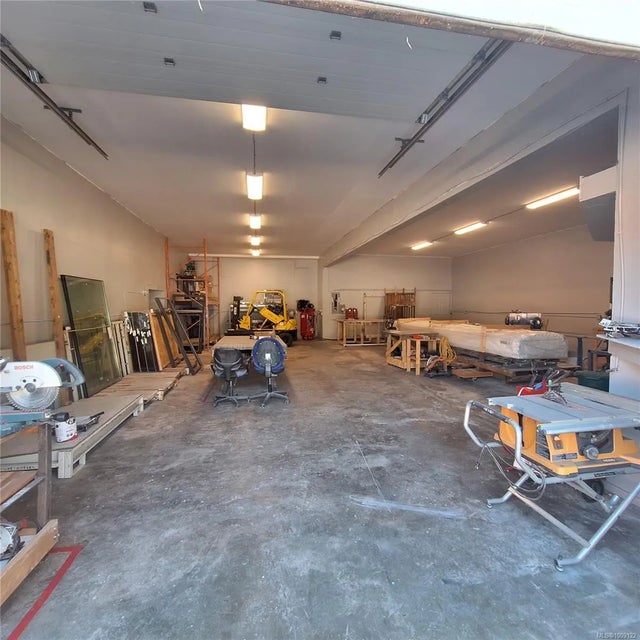 4 of 15 - 1824 Alberni Hwy A & B, Coombs, BC