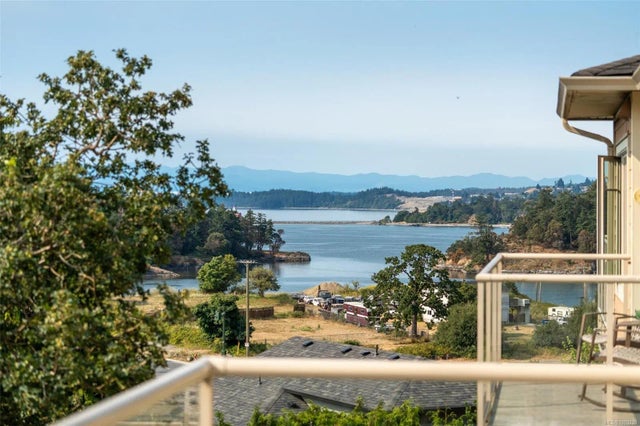 3 of 28 - 125 Aldersmith Pl 410, View Royal, BC