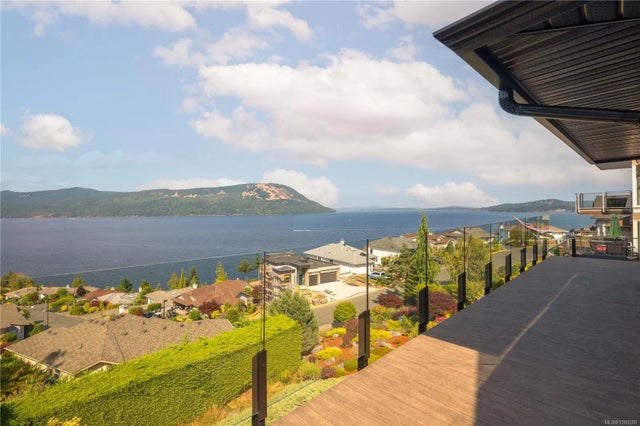 2 of 74 - 553 Marine View, Cobble Hill, BC
