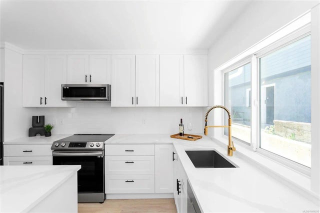 3 of 44 - 340 2nd Ave 3, Ladysmith, BC