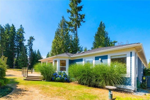 4 of 39 - 1323 Leeward Way, Qualicum Beach, BC