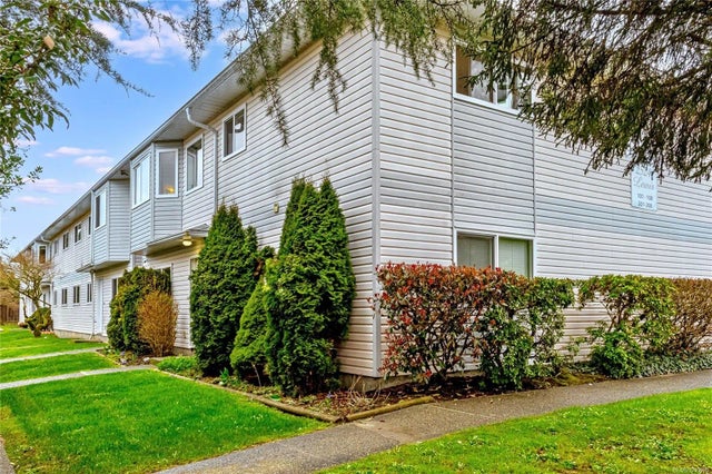 3 of 28 - 2524 Lewis St 202, Duncan, BC