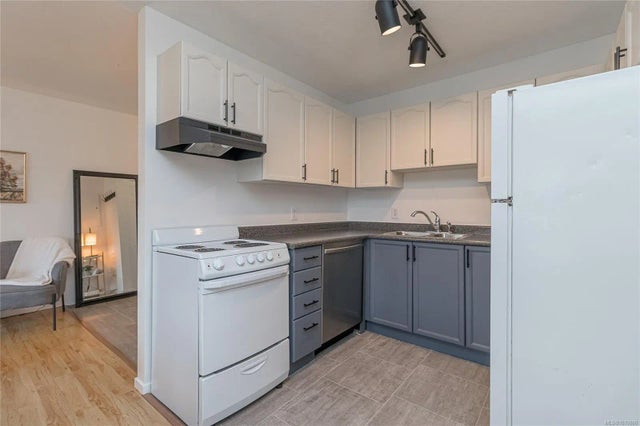 4 of 28 - 2524 Lewis St 202, Duncan, BC