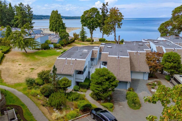 1 of 77 - 1600 Stroulger Rd 610, Nanoose Bay, BC