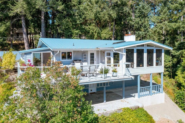 1 of 56 - 1083 Manley St, Duncan, BC
