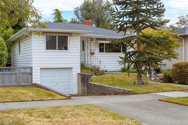 2 of 53 - 2183 Epworth St, Oak Bay, BC