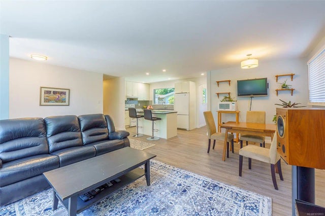 4 of 48 - 255 Otter St, Ucluelet, BC