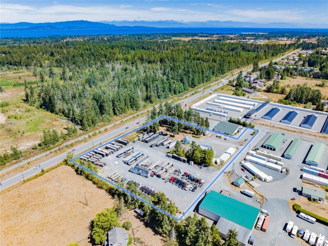 1 of 2 - 979 Shearme Rd, Coombs, BC