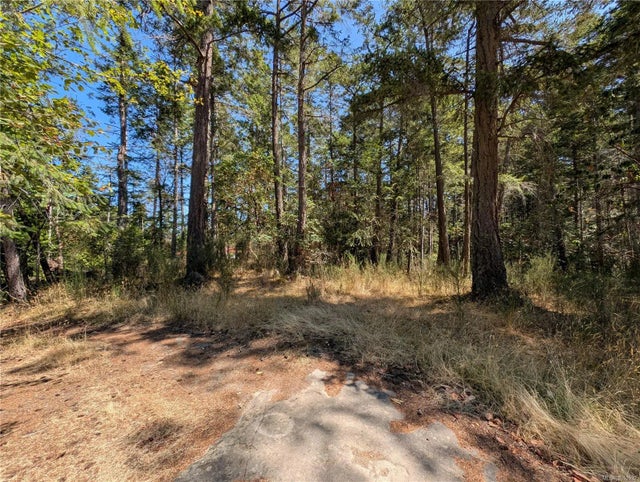 1 of 5 - Lt 51 Commodore Way, Gabriola Island, BC