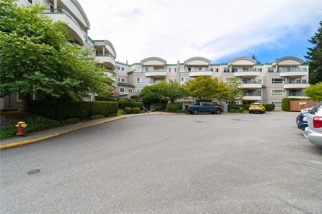 4 of 44 - 1685 Estevan Rd 112, Nanaimo, BC