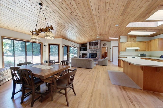 4 of 44 - 2175 Spurs Pl, Nanoose Bay, BC