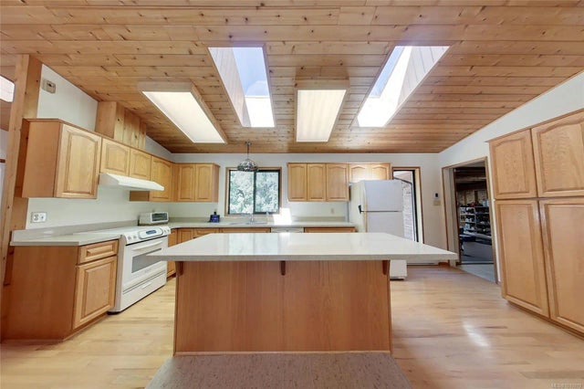 5 of 44 - 2175 Spurs Pl, Nanoose Bay, BC