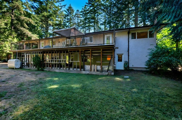 2 of 64 - 7116 Maber Rd, Central Saanich, BC