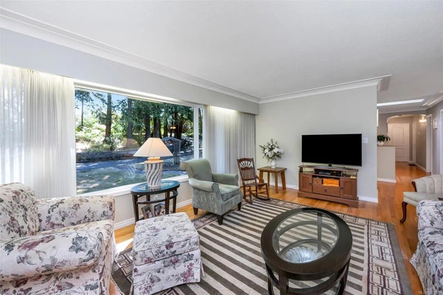 4 of 64 - 7116 Maber Rd, Central Saanich, BC