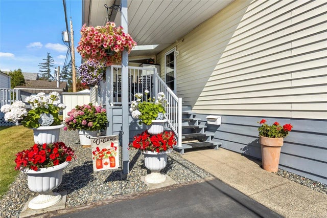 2 of 39 - 7701 Central Saanich Rd 92, Central Saanich, BC