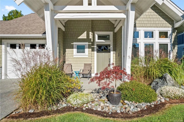 1 of 58 - 5251 Island Hwy 43, Qualicum Beach, BC