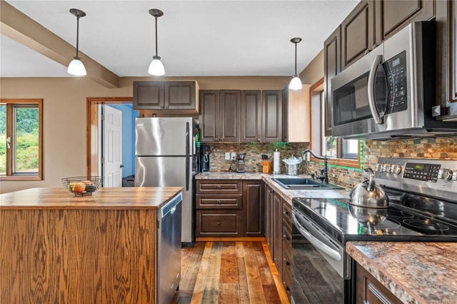 3 of 50 - 2975 Thorpe Rd, Qualicum Beach, BC