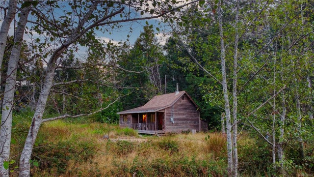 1 of 18 - 5250 Fowler Rd, Hornby Island, BC