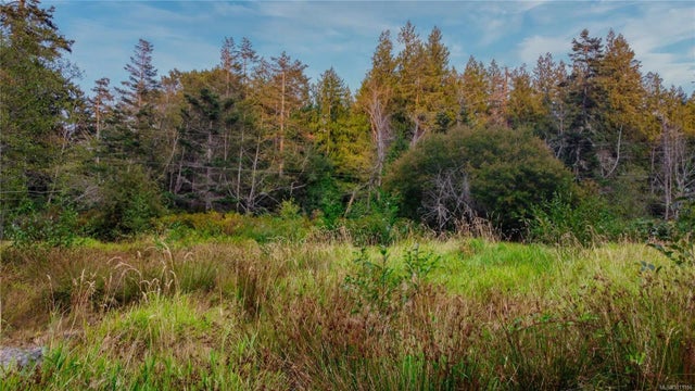 4 of 18 - 5250 Fowler Rd, Hornby Island, BC