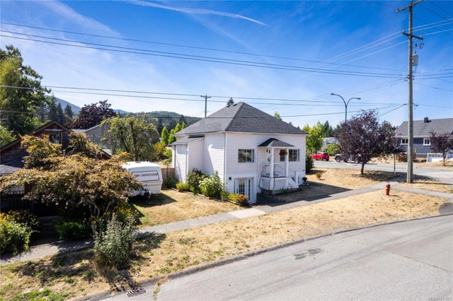 2 of 59 - 340 5th Ave, Ladysmith, BC