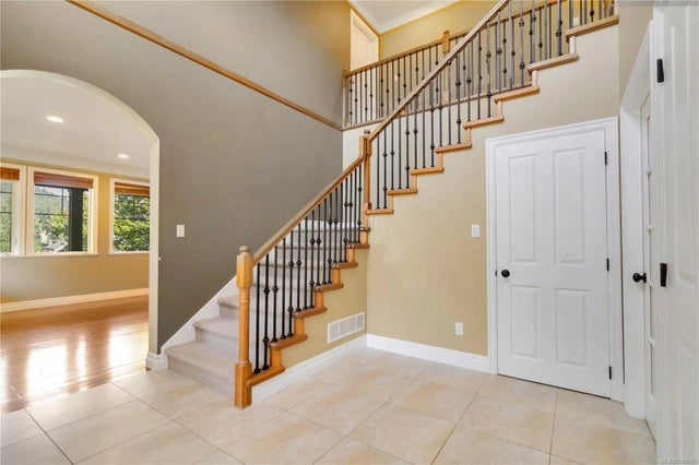 5 of 42 - 2001 Hannington Rd, Langford, BC