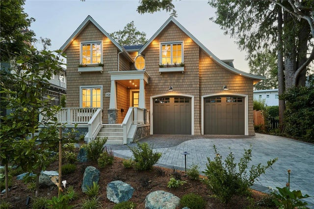 3 of 36 - 1198 St. Patrick St, Oak Bay, BC