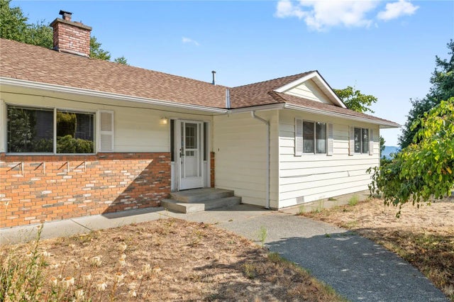 2 of 49 - 6782 Dickinson Rd, Nanaimo, BC