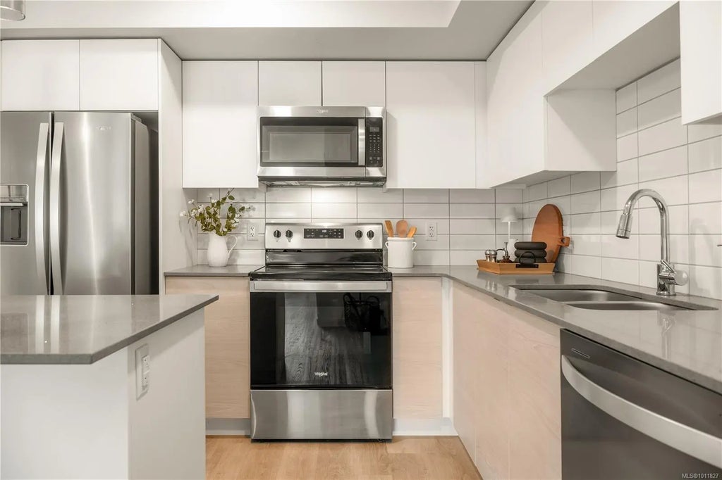 4810 Cedar Ridge Pl 312, Nanaimo