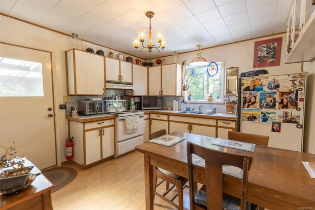 4 of 40 - 6073 Drinkwater Rd, Port Alberni, BC