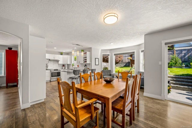 5 of 48 - 2190 Stirling Pl, Courtenay, BC