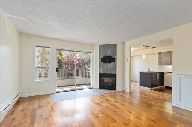 2 of 32 - 9945 Fifth St 205, Sidney, BC