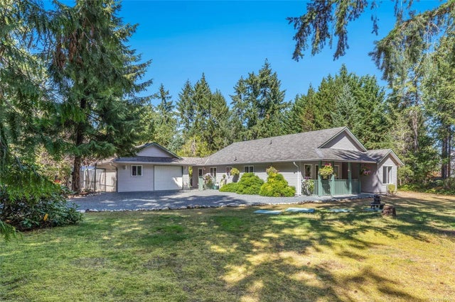 1 of 57 - 1569 Benzon Cres, Errington, BC