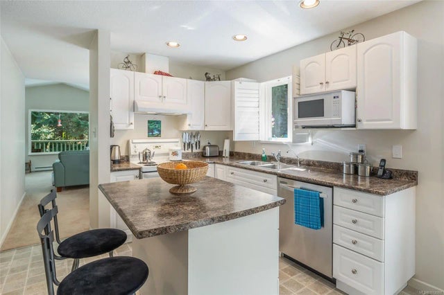 3 of 57 - 1569 Benzon Cres, Errington, BC