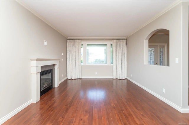 2 of 41 - 2435 Orchard Ave, Sidney, BC