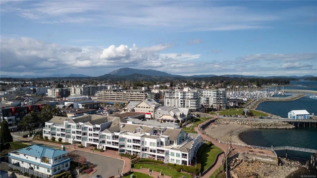 5 of 56 - 2550 Bevan Ave 202, Sidney, BC