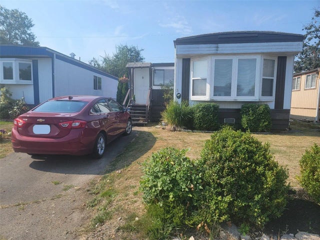 3 of 20 - 1498 Admirals Rd 3, View Royal, BC