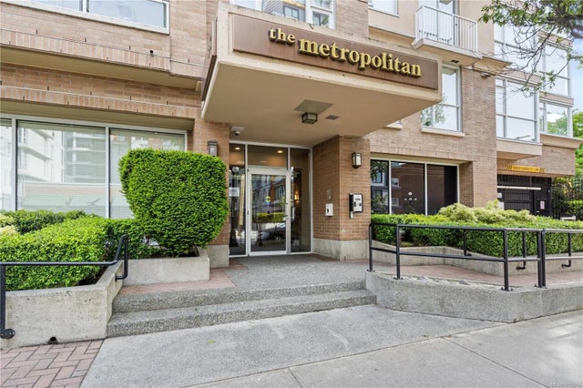 4 of 24 - 835 View St 910, Victoria, BC