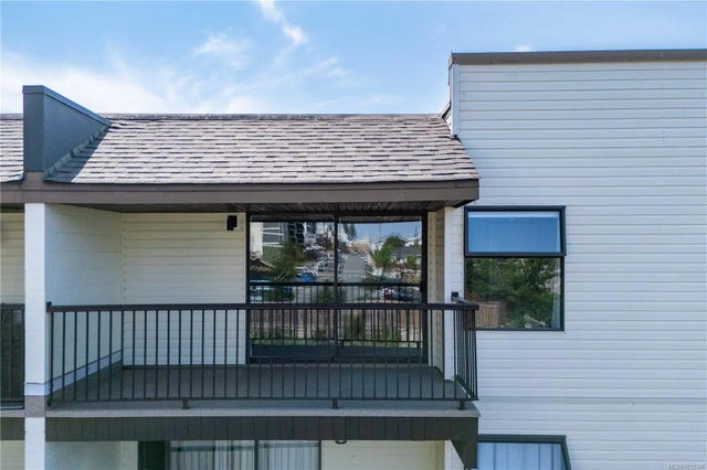 2 of 47 - 585 Dogwood St S 306, Campbell River, BC