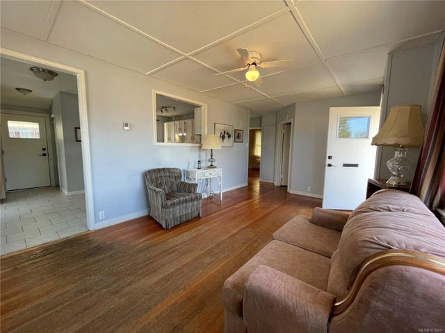 3 of 18 - 2475 11th Ave, Port Alberni, BC