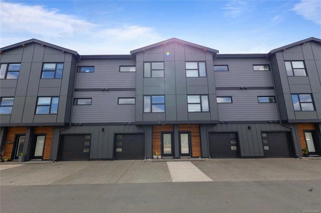 3 of 31 - 3016 Alder St S 4, Campbell River, BC
